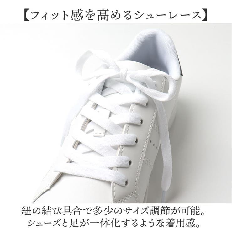 スニーカー