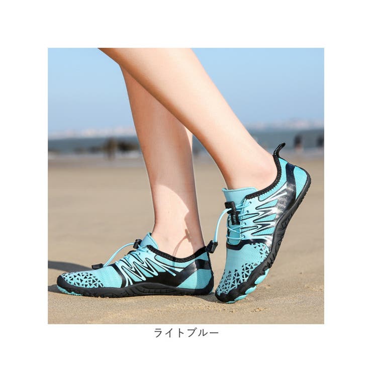 トレーニングシューズ