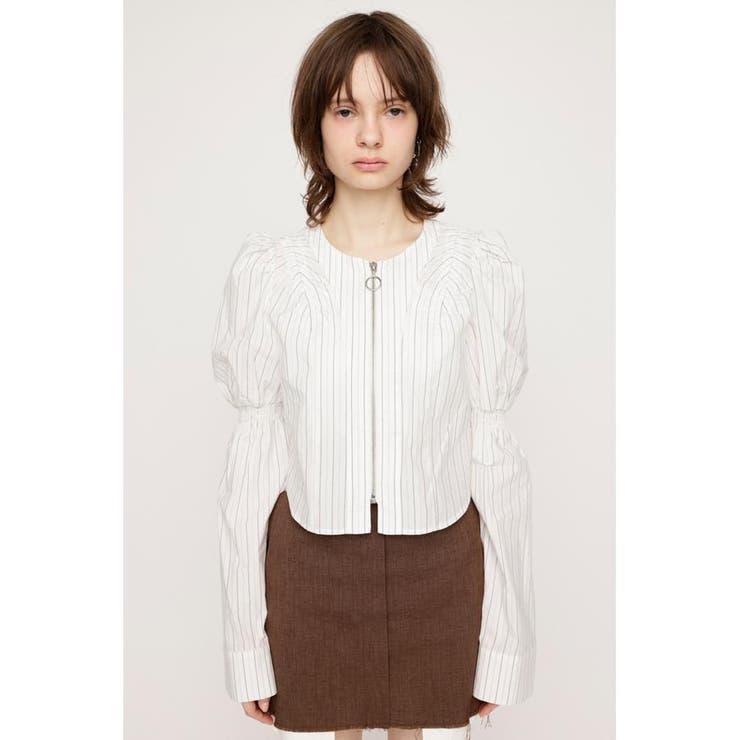 M/WHT7 | FRONT ZIP SHIRRING ブラウス | SLY OUTLET