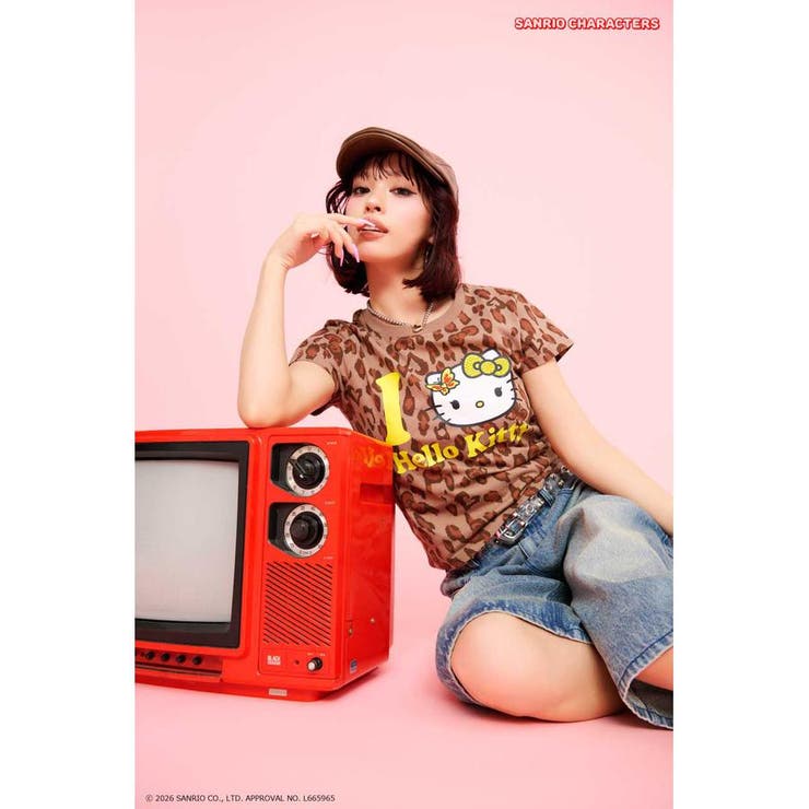 柄BEG5 | (HELLO KITTY) Face Tシャツ | RODEO CROWNS WIDE BOWL