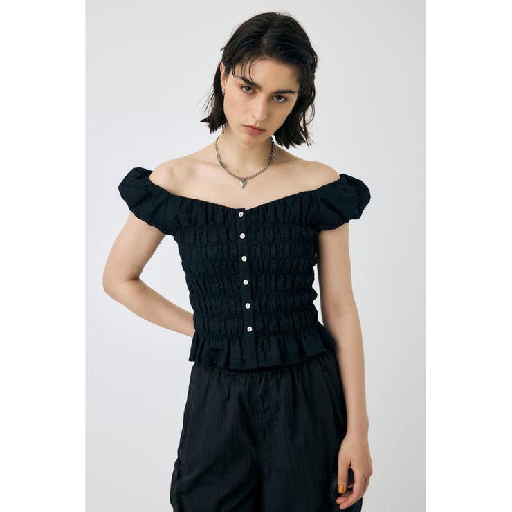 BLK | OPEN NECK GATHER ブラウス | MOUSSY OUTLET