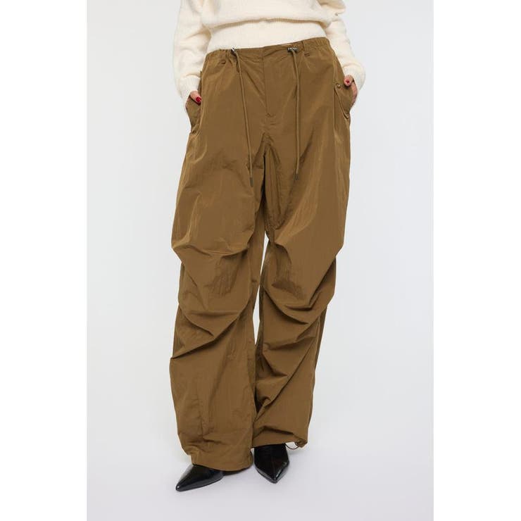 BRN | OVER CARGO パンツ | MOUSSY OUTLET