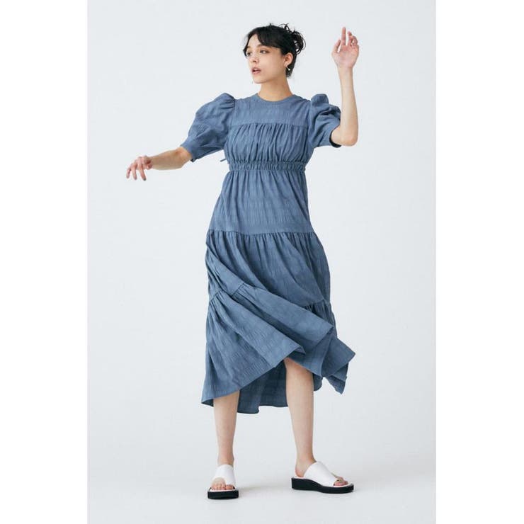 TUCKED SLEEVE TIERED ドレス | MOUSSY OUTLET | 詳細画像24 