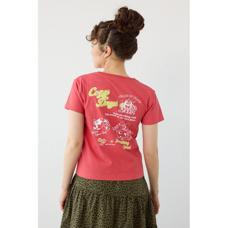 RED | Doodle Cozy days Tシャツ | RODEO CROWNS WIDE BOWL