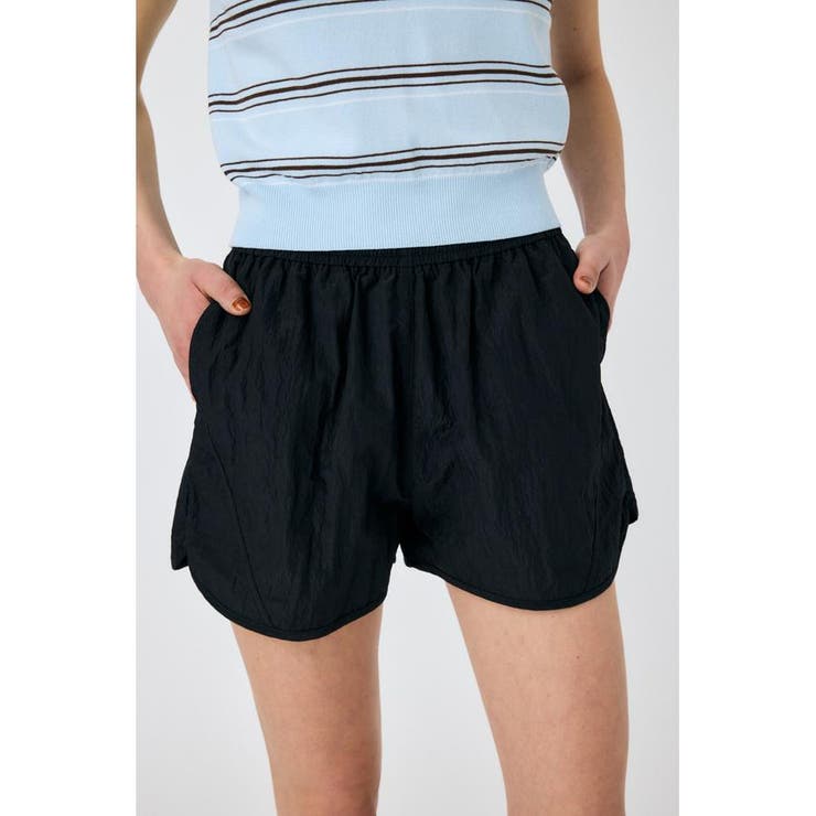 BLK | NYLON トラックショーツ | MOUSSY OUTLET
