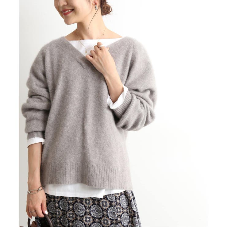 IÉNA 清々しい グレー Vネックニット