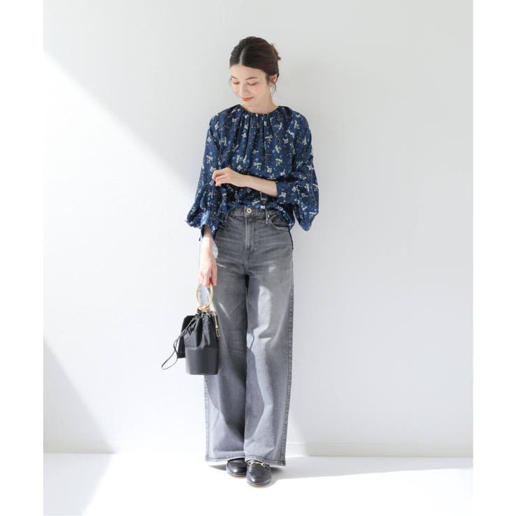 Spick and Span＞ スモールフラワーギャザーブラウス[品番