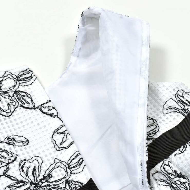 【日本製】ラッセルレースモノトーン花柄ドレス(90~150cm) | BeBe | 詳細画像13 