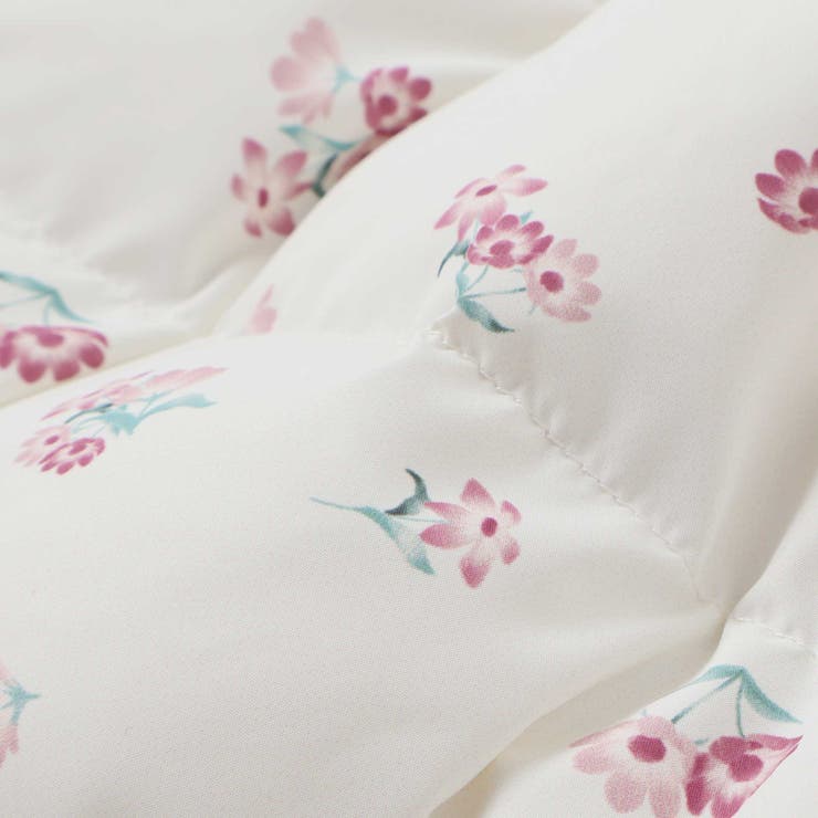 Girlyフラワープリントタフタフード中綿コート | BeBe | 詳細画像20 