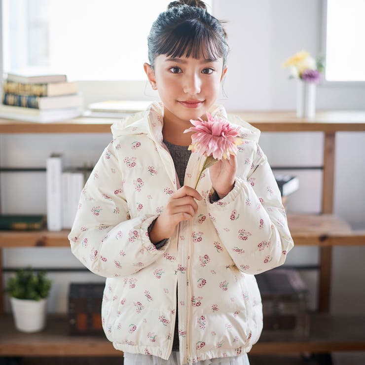 Girlyフラワープリントタフタフード中綿コート | BeBe | 詳細画像6 