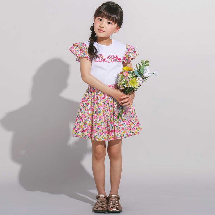 フルールドゥジョワプリントパッチロゴ切り替えTシャツ | BeBe | 詳細画像3 