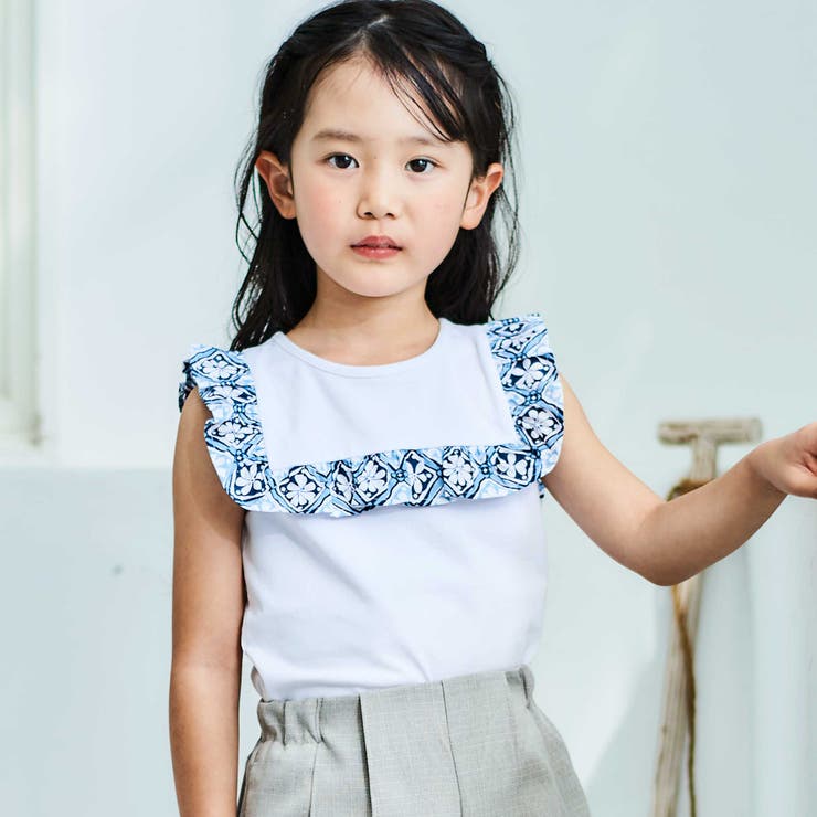 【お揃い】復刻アーカイブタイル柄スクエアフリル天竺Tシャツ(90~150cm) | BeBe | 詳細画像1 