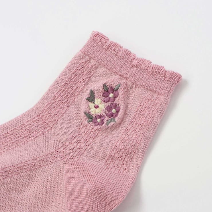 フラワー刺しゅう透かし編みクルーソックス(11~24cm) | BeBe | 詳細画像4 