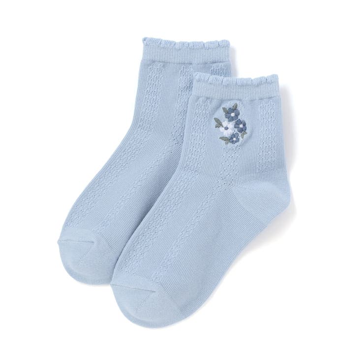 ブルー | フラワー刺しゅう透かし編みクルーソックス(11~24cm) | BeBe