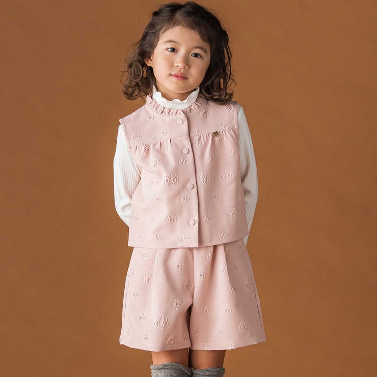 【店舗限定】型押し花柄ベスト＋ショートパンツセットアップ(95~150cm) | BeBe Petits Pois Vert | 詳細画像1 