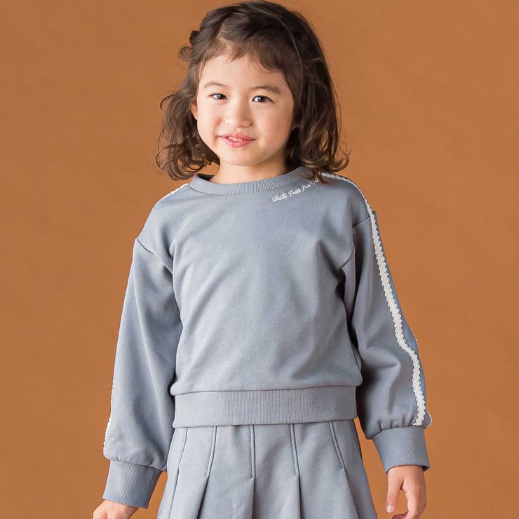 【店舗限定】【お揃い】裏毛袖ラインレーストレーナー(95~150cm) | BeBe Petits Pois Vert | 詳細画像1 