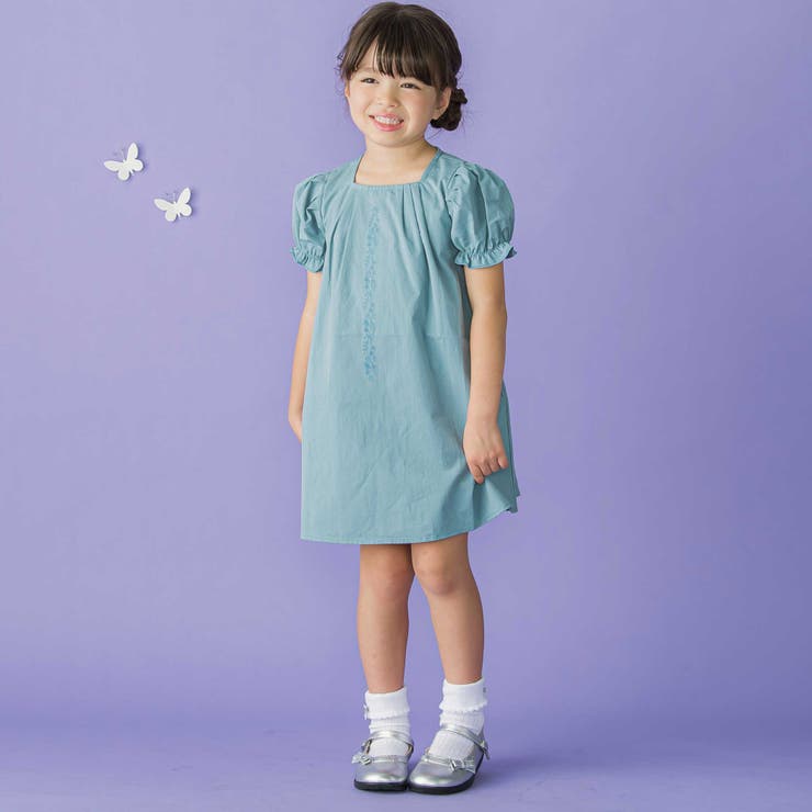 フロント刺しゅうタックパフスリーブワンピース(95~150cm) | BeBe Petits Pois Vert | 詳細画像3 