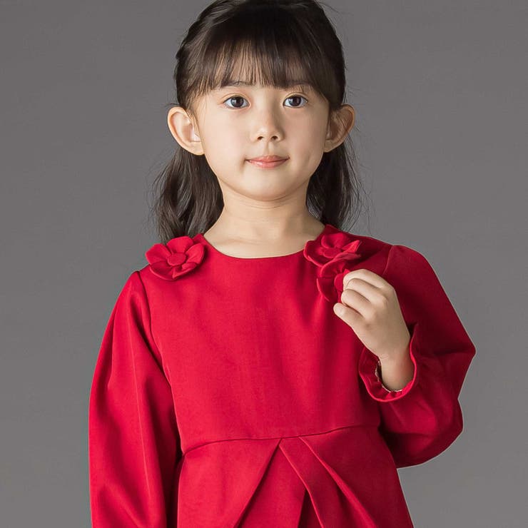 立体花モチーフ斜めタックワンピース(95~150cm) | BeBe Petits Pois Vert | 詳細画像3 