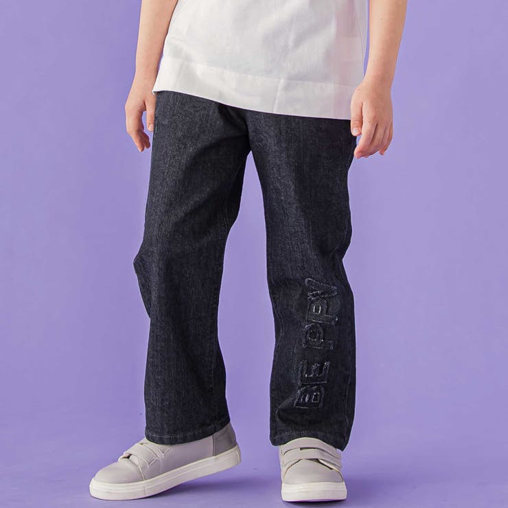 ブラック | フリンジパッチロゴ入りストレッチデニムパンツ(95~160cm) | BeBe Petits Pois Vert