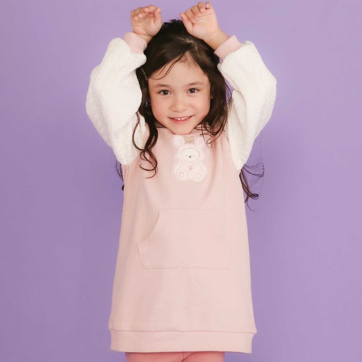 ピンク(ウサギ) | ウサギネコアニマルふわふわパッチ刺しゅう袖切り替えフーディーワンピース(80~1… | SLAP SLIP