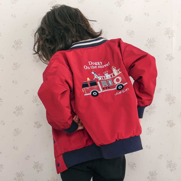 レッド×ネイビー | アニマルイヌ消防車スペースシャトルロボット背中刺しゅうリバーシブルスタジャン(8… | SLAP SLIP