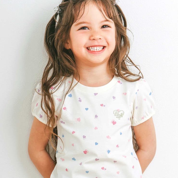 オフホワイト×ハート総柄 | ときめき女の子半袖Tシャツ | SLAP SLIP