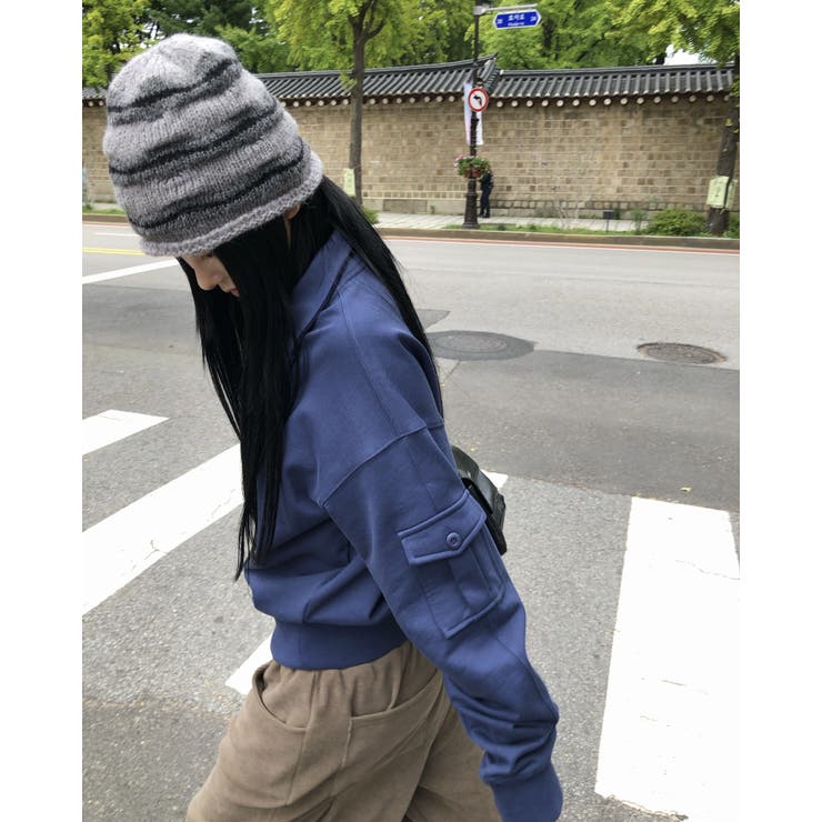 BLUE | テニー ルーズハイネックトレーナー DS26241 | BEIDELLI