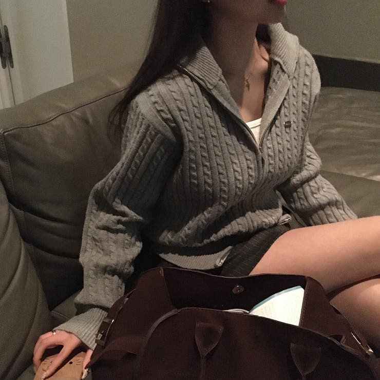 ペンダント付き、ケーブルニットジップアップ jp1177 | BEIDELLI | 詳細画像2 