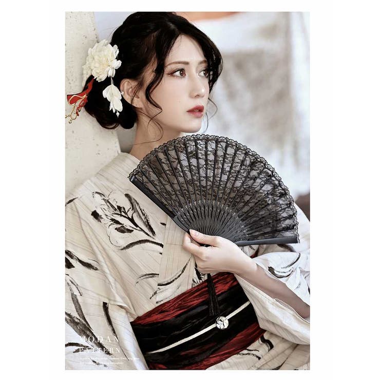 ◇ノー皺加工最高級カルキュロ◇黒地の古典花大人浴衣◇しわにならない 