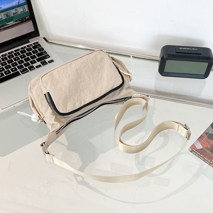 多収納 軽量ナイロンショルダーバッグ ファスナーポケット付き 男女兼用 | Beststore | 詳細画像21 