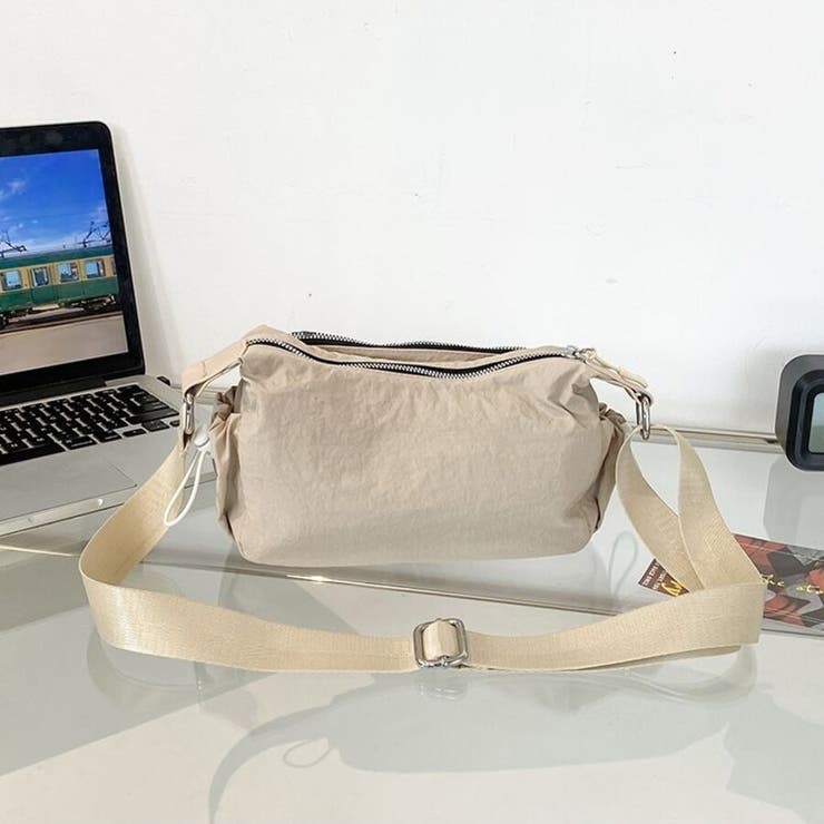 多収納 軽量ナイロンショルダーバッグ ファスナーポケット付き 男女兼用 | Beststore | 詳細画像22 