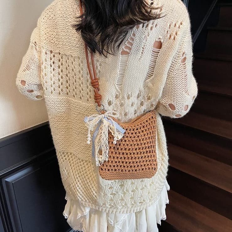 モカブラウン | リボン＆パールチャーム付き クロシェ編みショルダーバッグ | Beststore