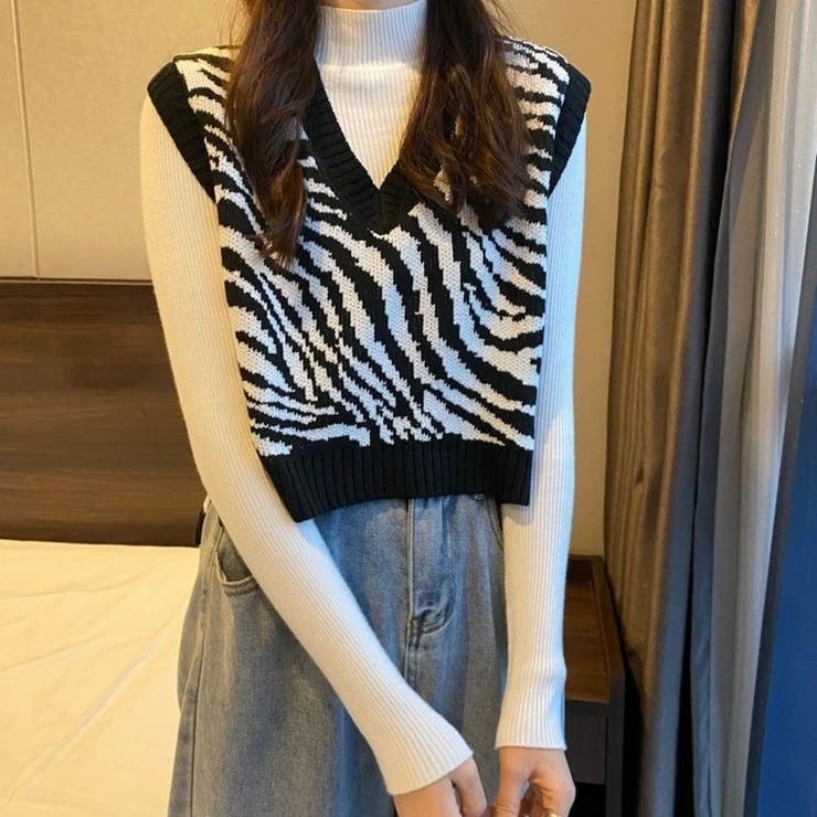 ブラック | レトロ可愛い。ゼブラ柄ショート丈ニットベスト | Beststore