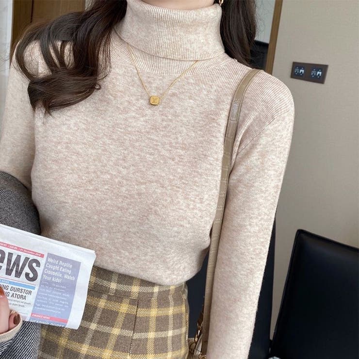 ミルクティーベージュ | ハイネックニットタートルネック リブニット メロウフリルハイネックニット | Beststore