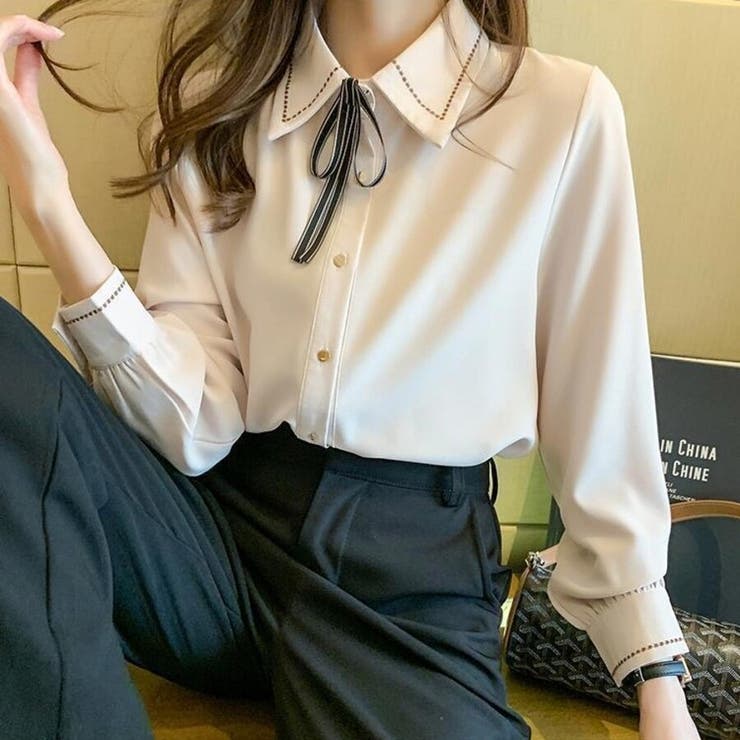 MORABITO 長袖シャツ リボン付き MORABITO 長袖シャツ リボン付き モラビト MORABITO Vネック