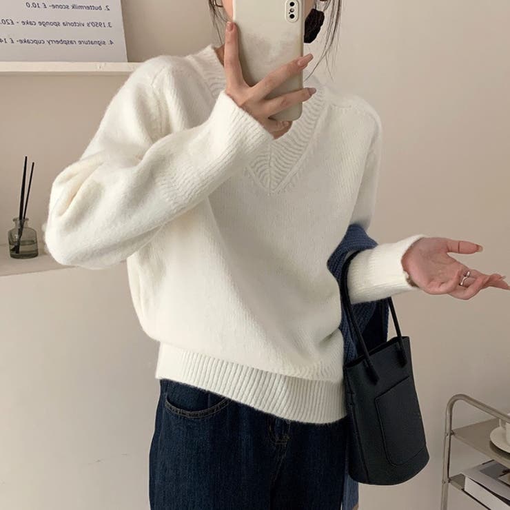 ホワイト | Vネックニットトップスオーバーサイズ韓国ニットファッション ビッグシルエット | Beststore