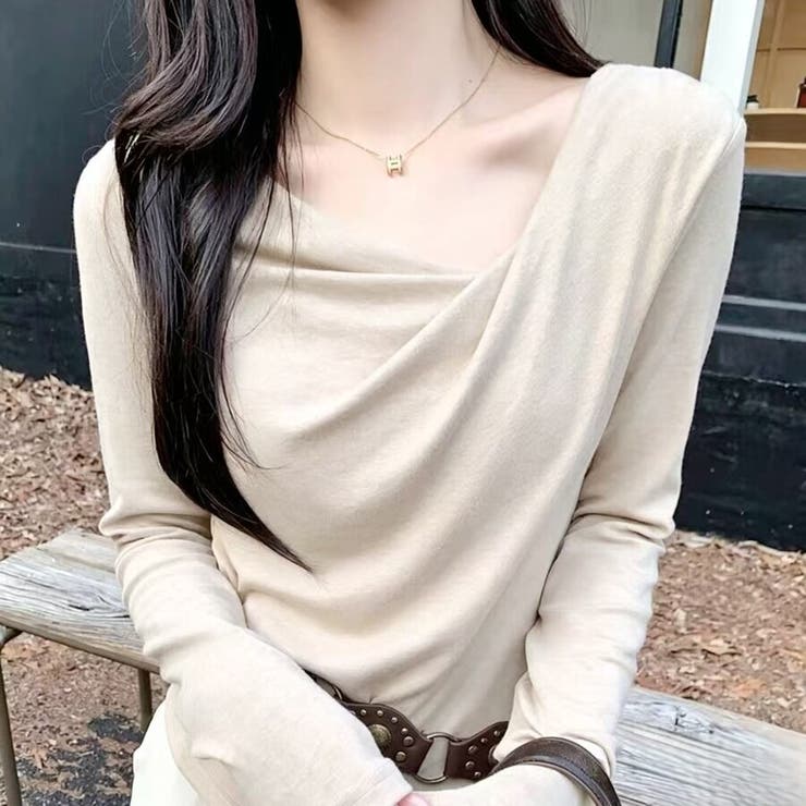 ライトベージュ | ドレープネック デコルテ見せ 長袖トップス Tシャツ カットソー | Beststore