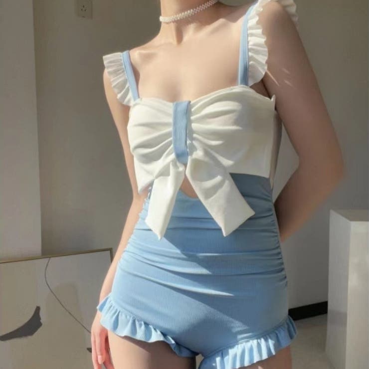 ブルー