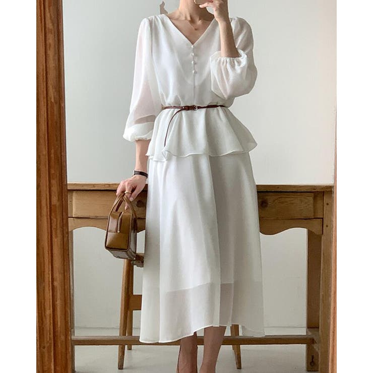 ホワイト | V ネック ペプラム ロングワンピース ベルト付き | Bifrost