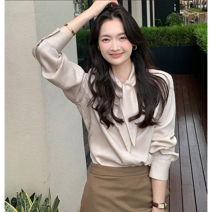 ベージュ | ネクタイ風 デザイン 長袖 ブラウス | Bifrost