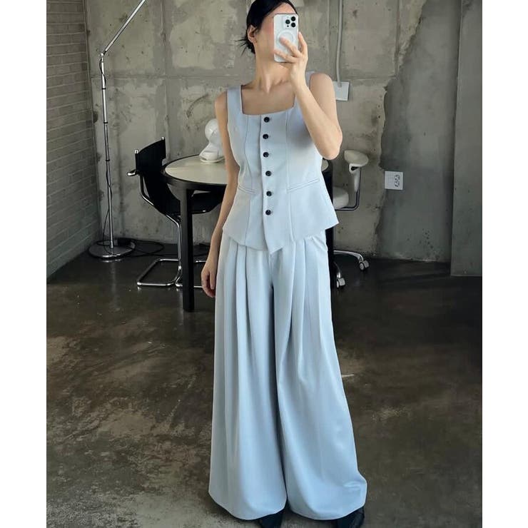 スクエアネック ベスト × タックワイドパンツ セットアップ[品番