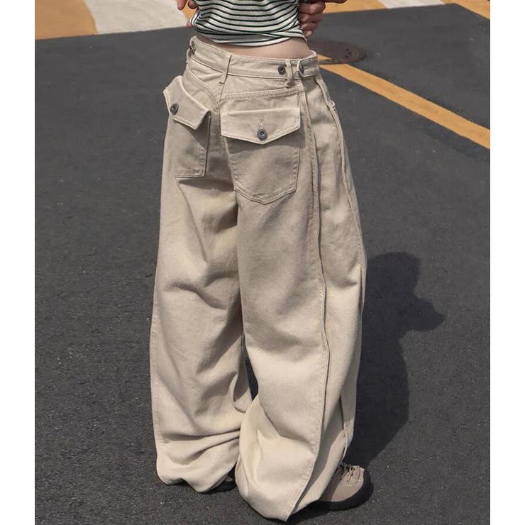 ベージュ | バックポケット付き サイドスリット ワイドデニムパンツ | Bifrost