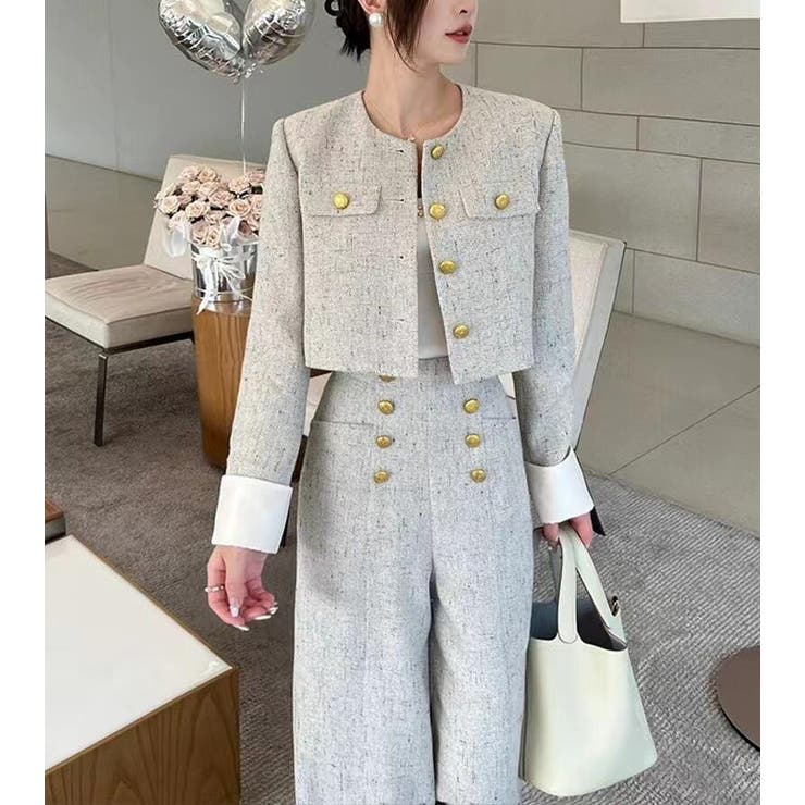 ベージュ | ミニマル丸ネックショート メタルボタン ワイドレッグ セット | Bifrost