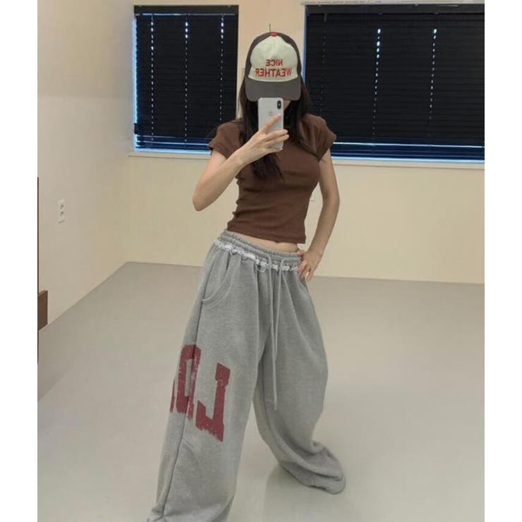 新品❤️アルチビオ❤️ホワイト ロゴプリント スリムフィットパンツ アルファベットプリントワイドパンツ[品番：UZ000011311