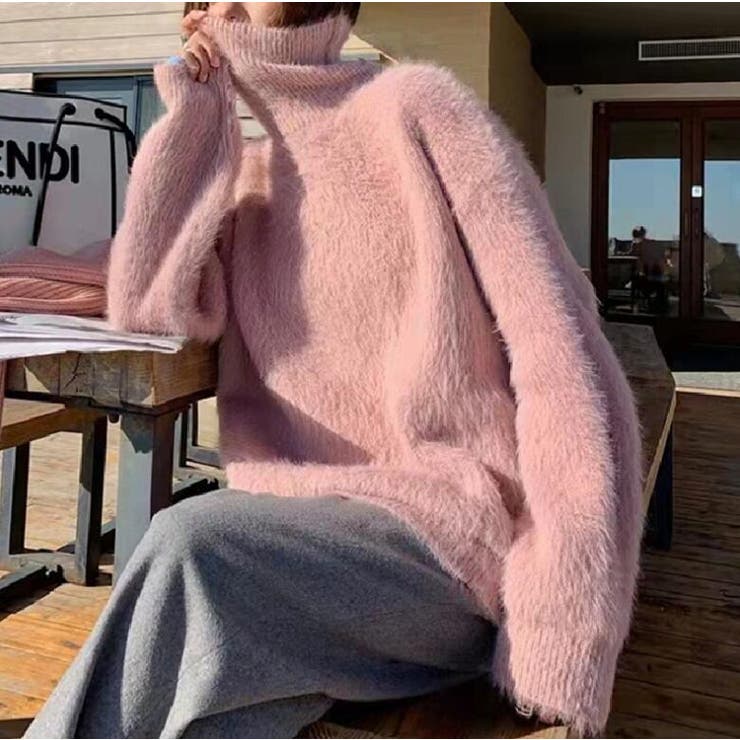 ハイネックふわふわニットセーター[品番：UZ000011642]｜Bifrost