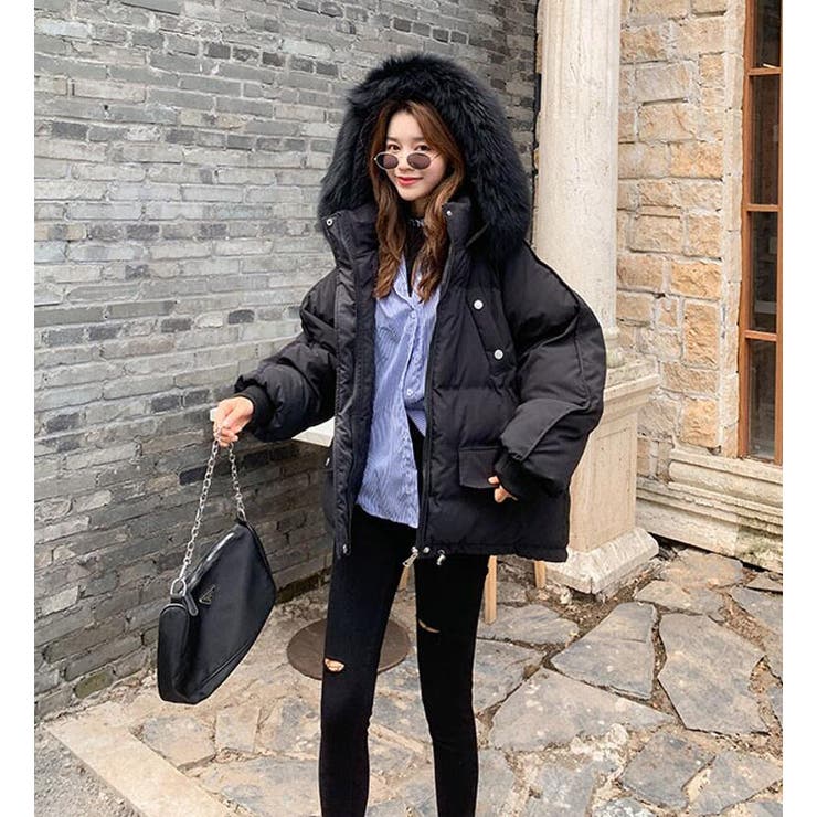 ブラック | ファーフード付きボリューム感あふれるダウンジャケット | Bifrost