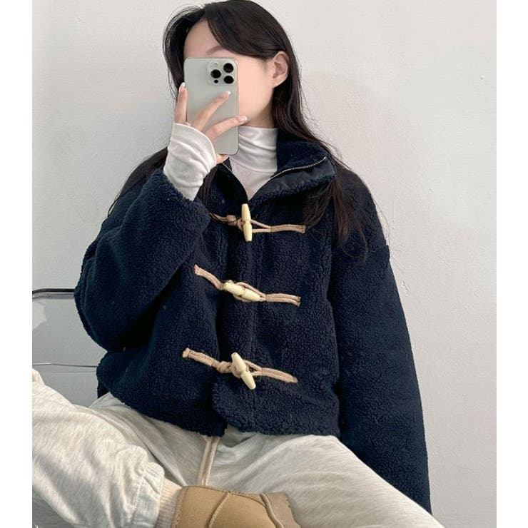 子羊の毛挟み綿に牛角ボタンのコート | Bifrost | 詳細画像13 