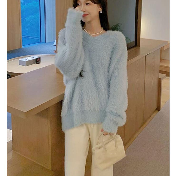 ふわふわ V ネックニットセーター オーバーサイズ[品番：UZ000011776