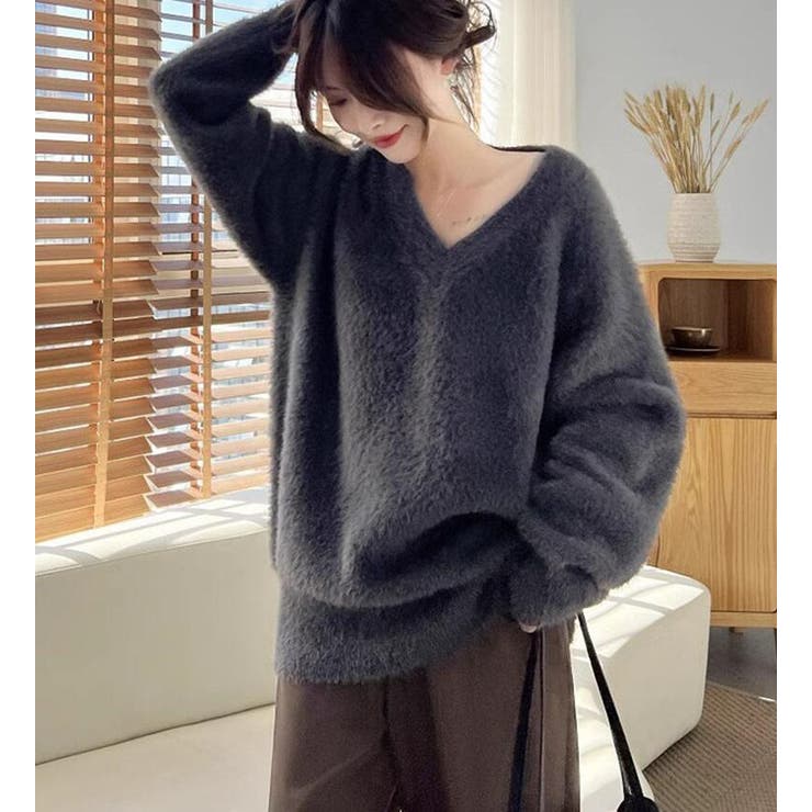 ふわふわ V ネックニットセーター オーバーサイズ[品番：UZ000011776