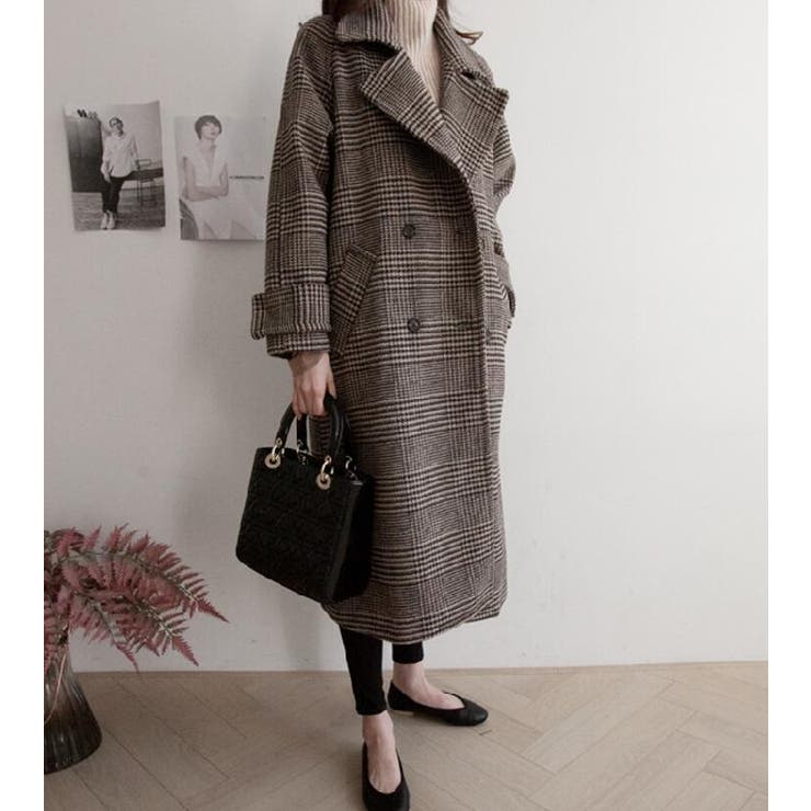 ブラウン | チェック柄デザイン 大きなラペルとダブルブレストが特徴的なロングコート | Bifrost